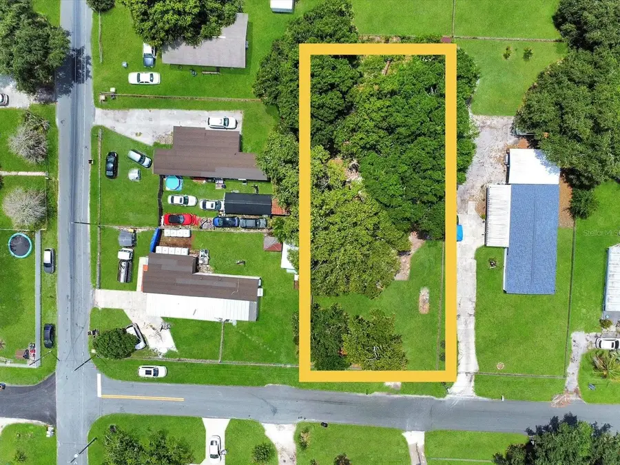 2824 Bay Avenue, Kissimmee, FL 34744 - #2