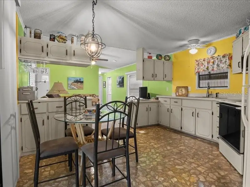 111 Cherrywood Drive, Lake Wales, FL 33898 - #3