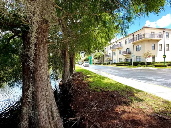 909 Waterside Lane #205, CELEBRATION, FL 34747
