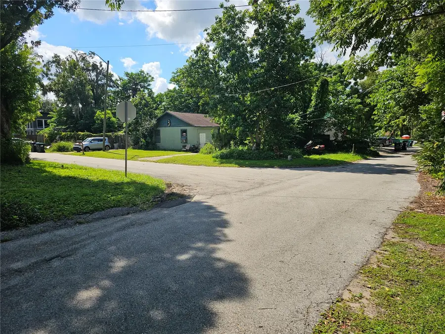 1906 Vine Street, Orlando, FL 32806 - #2
