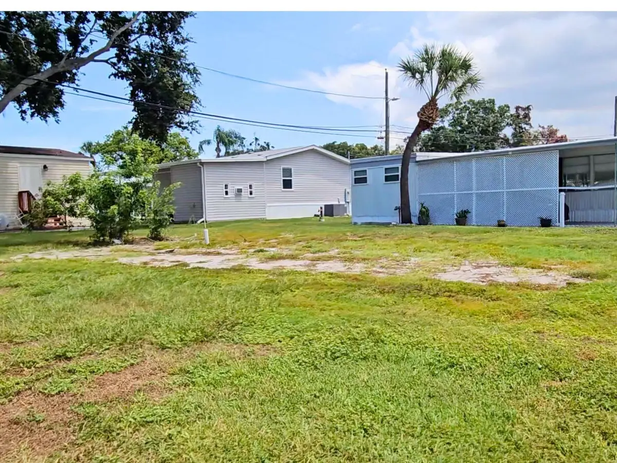 980 7th Street Nw #27, Largo, FL 33770 - #1