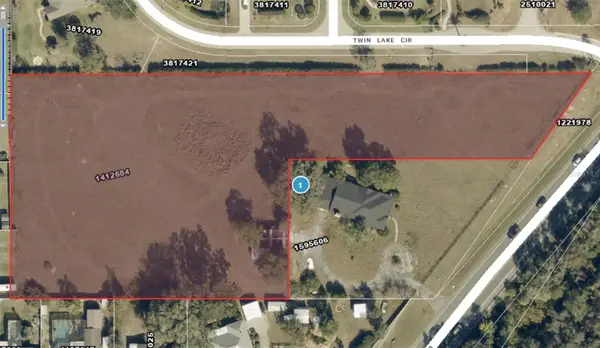 Twin Lake Circle, UMATILLA, FL 32784