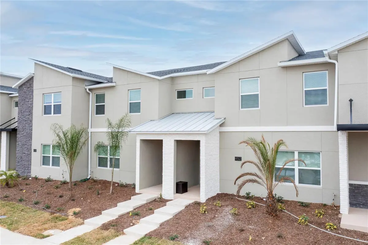 952 Leader Street, Davenport, FL 33896 - #1