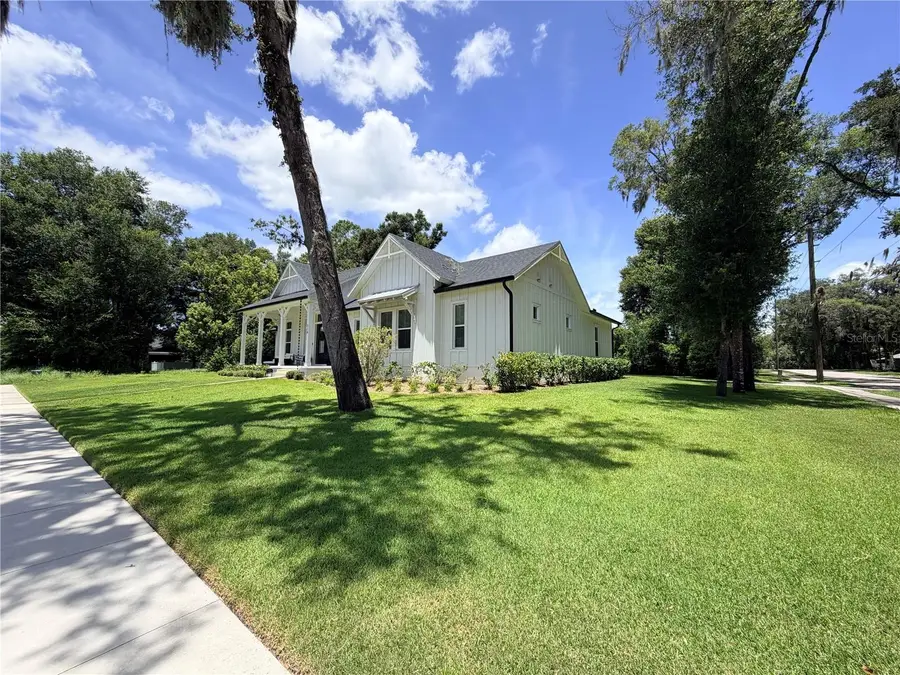 310 W Washington Avenue, Lake Helen, FL 32744 - #2