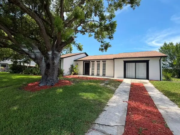 144 Hidalgo Avenue, KISSIMMEE, FL 34743
