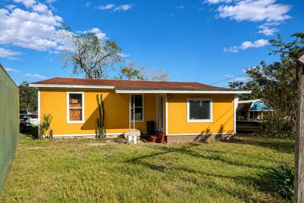 33620 Verda Avenue, LEESBURG, FL 34788
