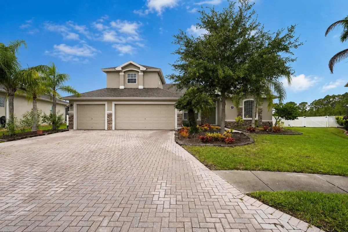 197 Brandy Creek Circle Se, Palm Bay, FL 32909 - #1