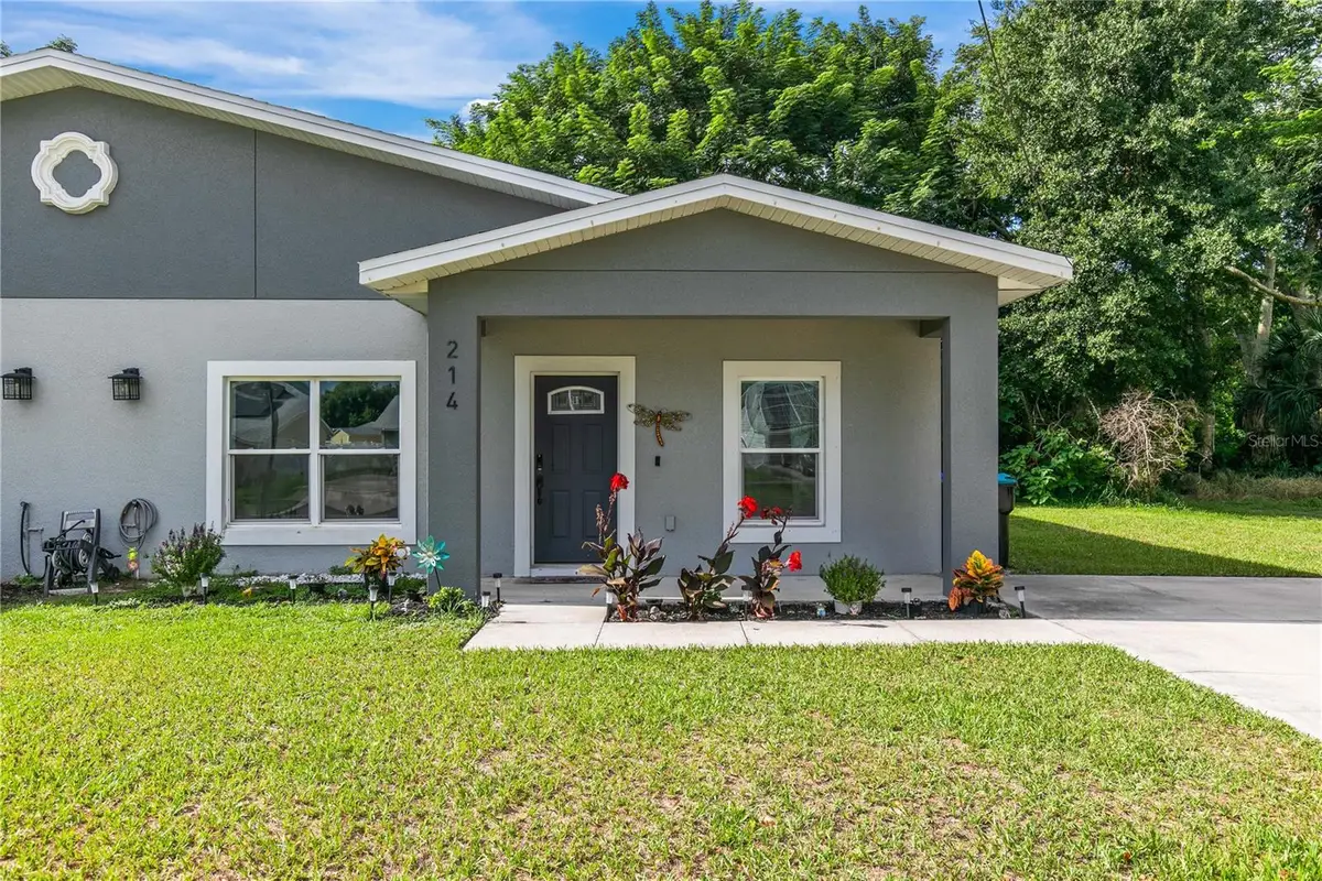 214 W 15th Street, Apopka, FL 32703 - #1