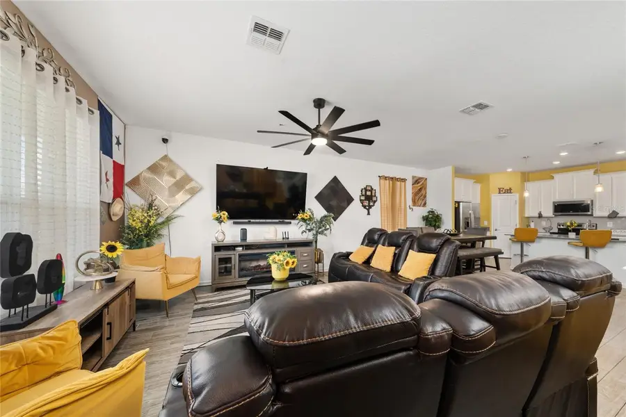 2369 Volunteer Avenue, Kissimmee, FL 34744 - #3