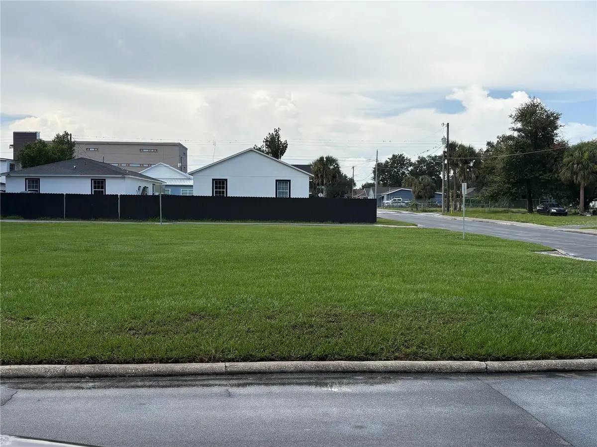1233 N New York Avenue, Lakeland, FL 33805 - #1