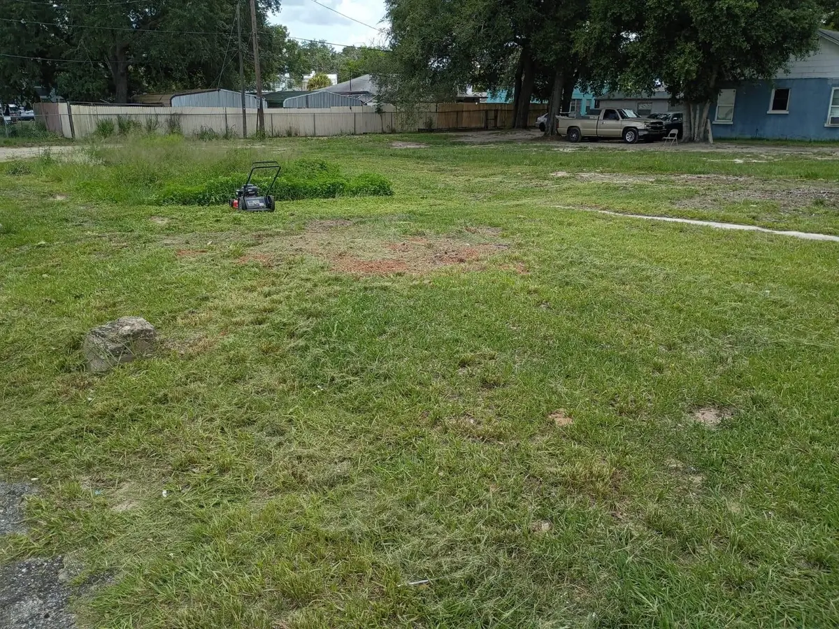 15 W Sessoms Avenue, Lake Wales, FL 33853 - #1