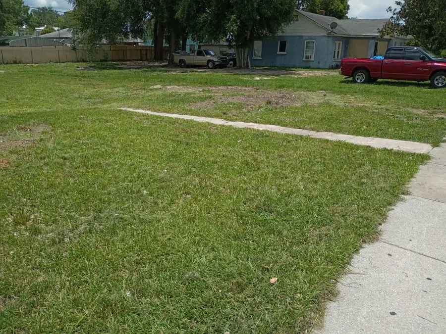 15 W Sessoms Avenue, Lake Wales, FL 33853 - #2
