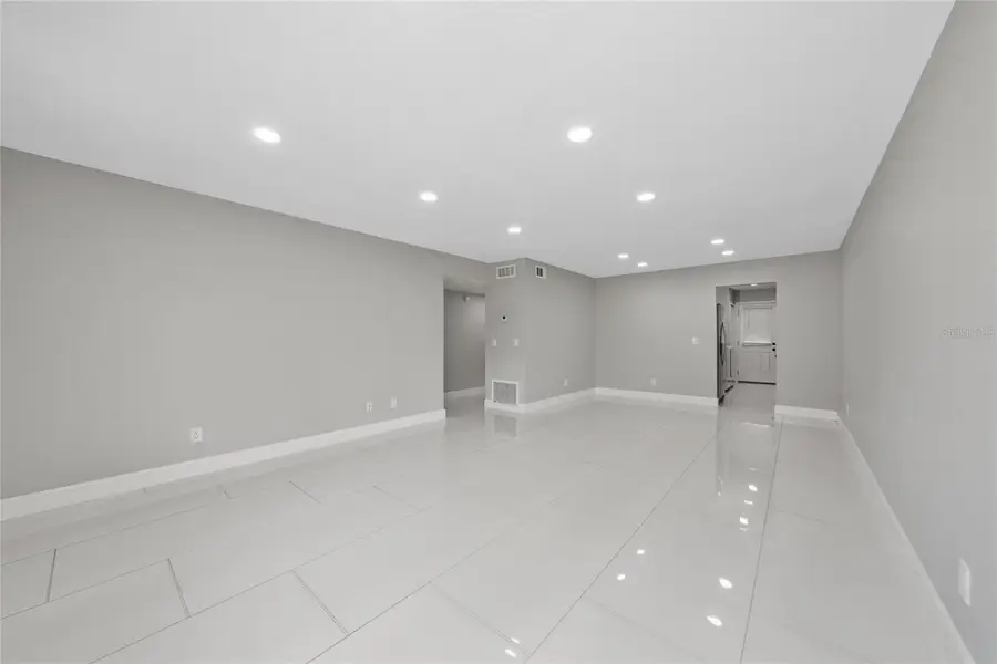 725 Northlake Boulevard #18, Altamonte Springs, FL 32701 - #3