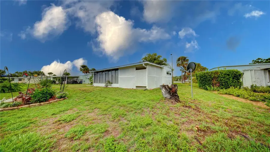 2753 Vindale Road, Tavares, FL 32778 - #2