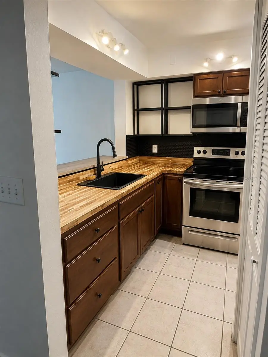 2900 S Semoran Boulevard #B1, Orlando, FL 32822 - #2
