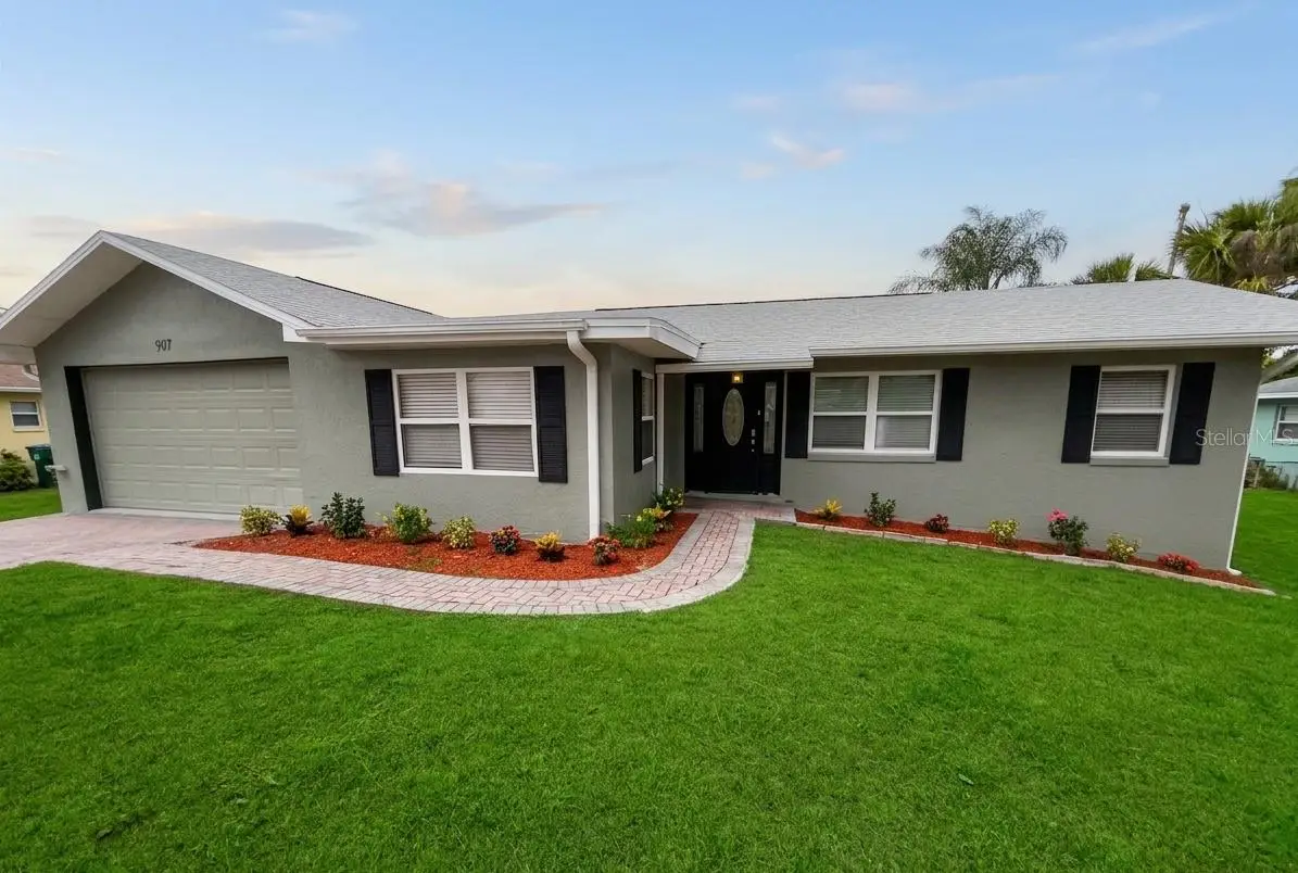 907 Valentina Drive, Dundee, FL 33838 - #1