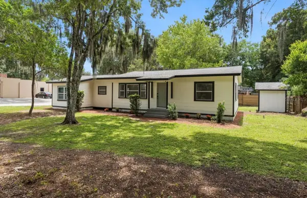 1910 Curry Ford Road, ORLANDO, FL 32806