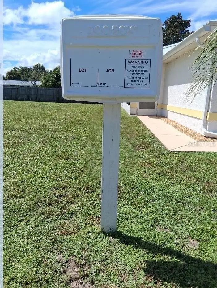 Golden Circle Nw, Palm Bay, FL 32905 - #1