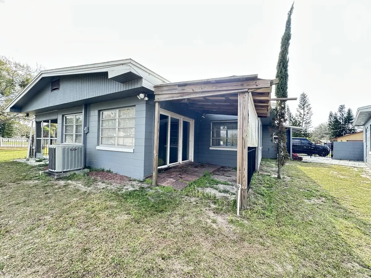 127 Lakeview Drive, Saint Cloud, FL 34769 - #1