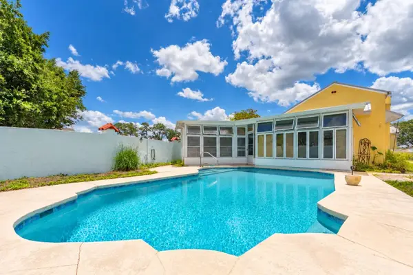 815 Lake Jessie Drive, WINTER HAVEN, FL 33881