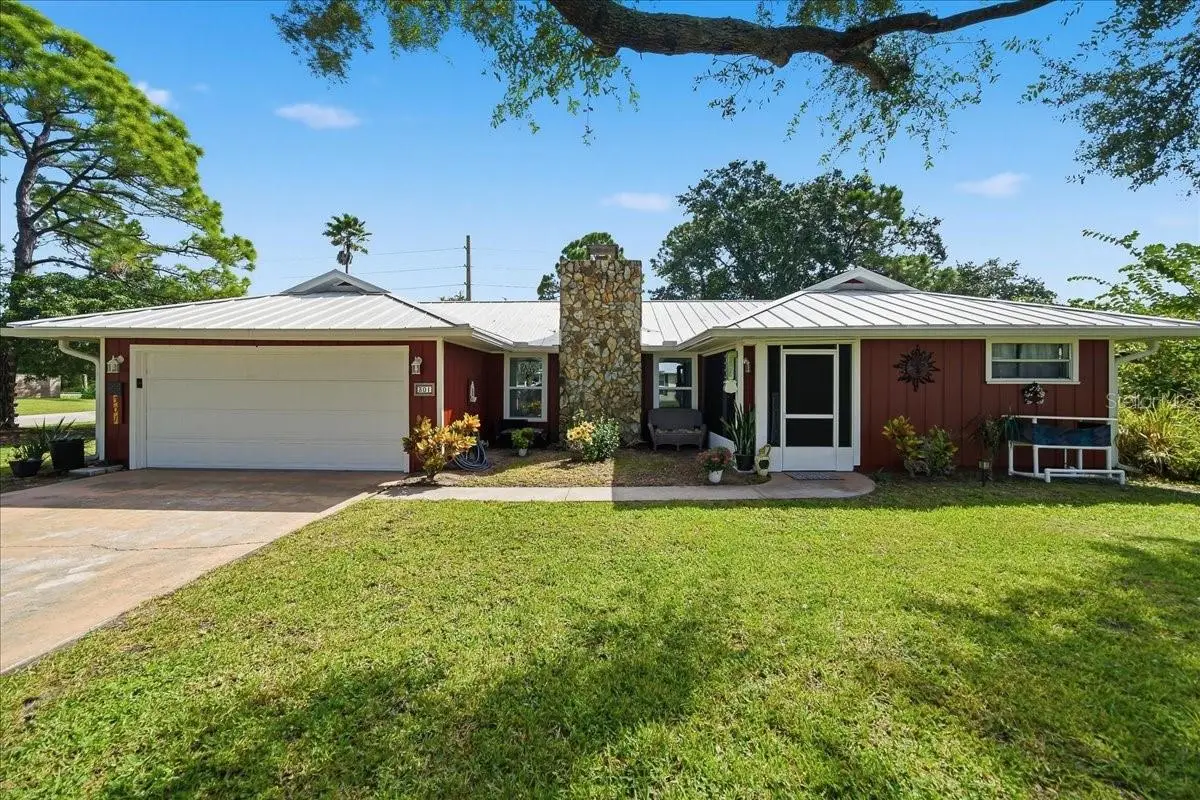 301 Columbus Street, Sebastian, FL 32958 - #1