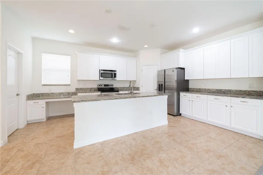 15663 Signature Drive, Winter Garden, FL 34787 - #3