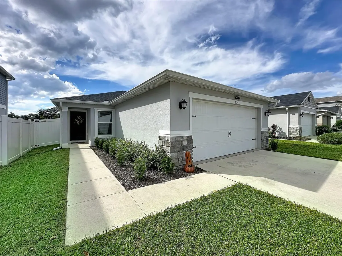 1124 Papaya Cir, Davenport, FL 33897 - #1