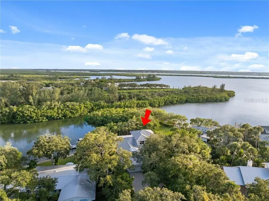 395 Live Oak Drive, Vero Beach, FL 32963 - Image #2