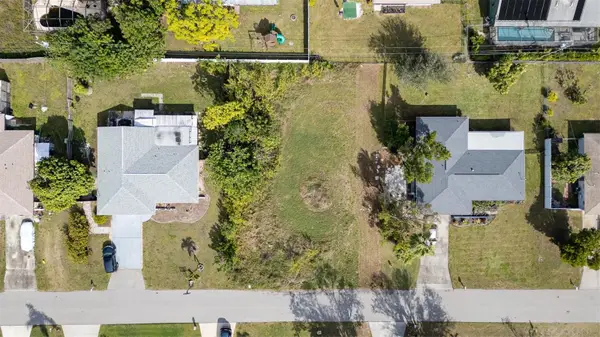 317 SE 32nd Terrace, CAPE CORAL, FL 33904