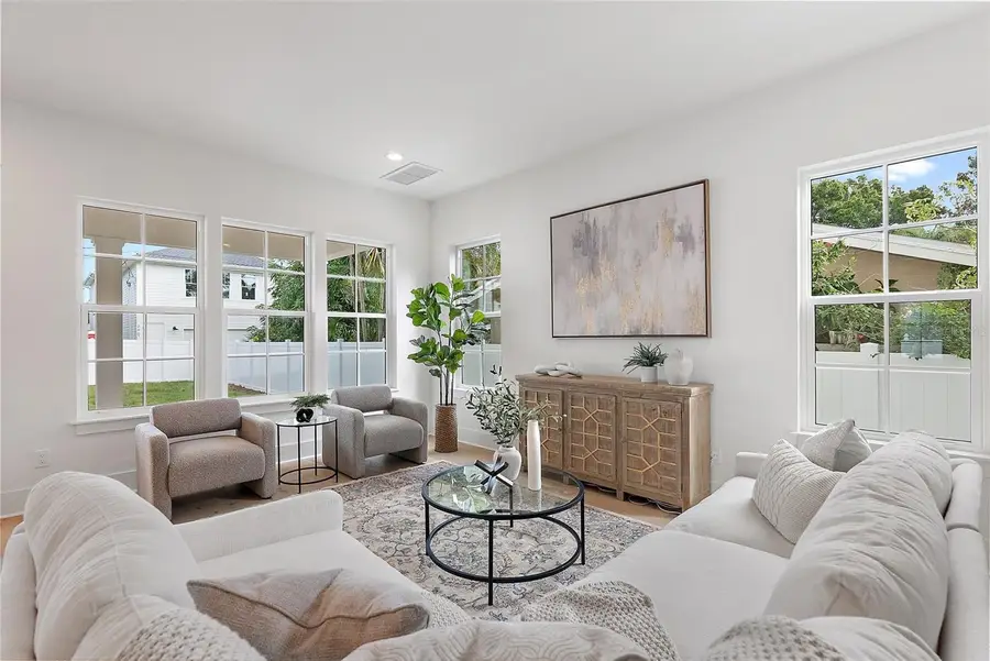 235 24th Avenue Se, Saint Petersburg, FL 33705 - Image #2