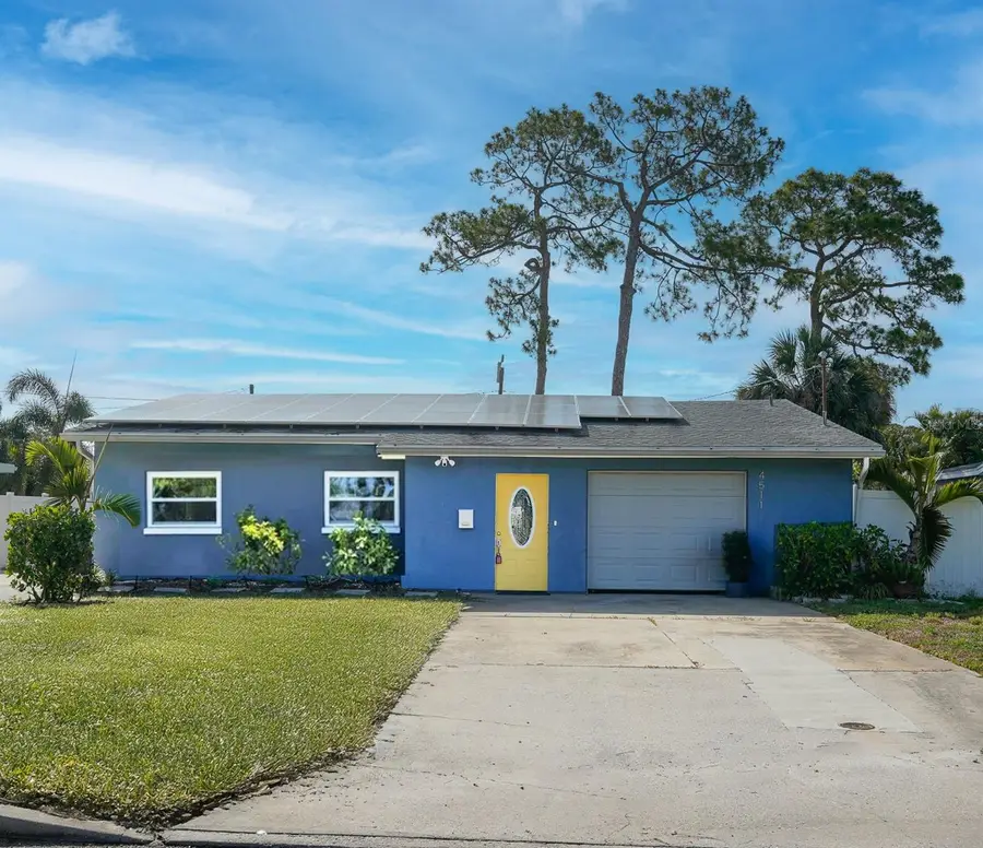 4511 Huntington Street Ne, Saint Petersburg, FL 33703 - Image #2