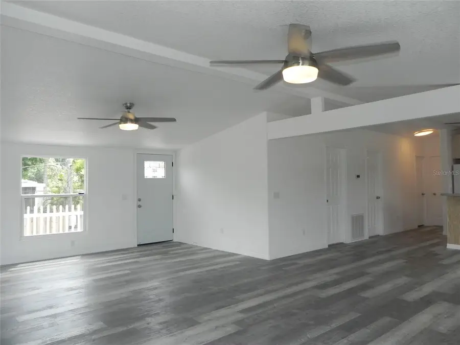 8607 Parkway Circle, Riverview, FL 33569 - Image #2