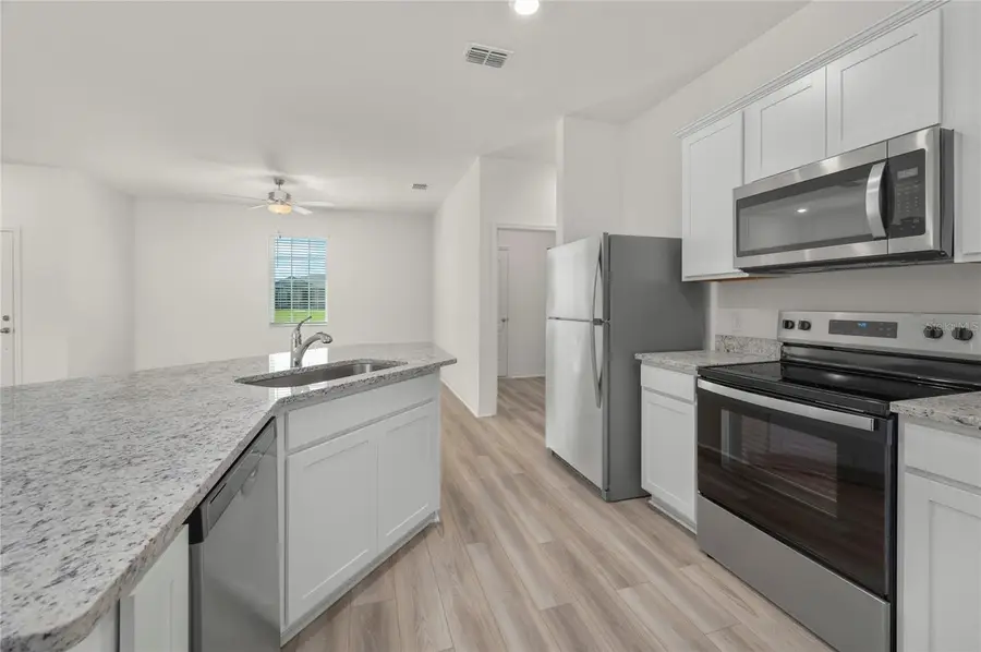 404 Manitoba Lane, Poinciana, FL 34759 - Image #3