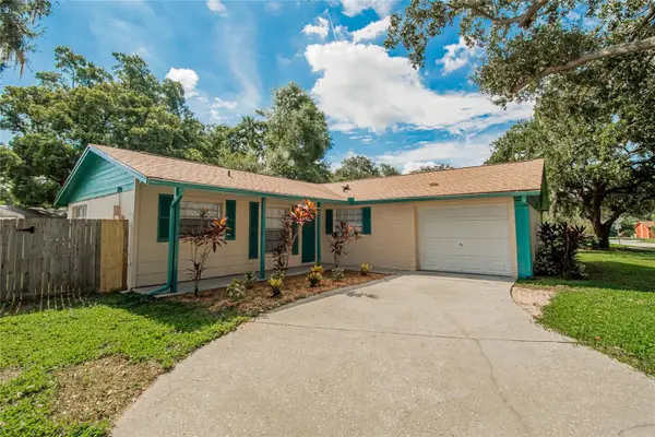611 Highview Circle N, BRANDON, FL 33510