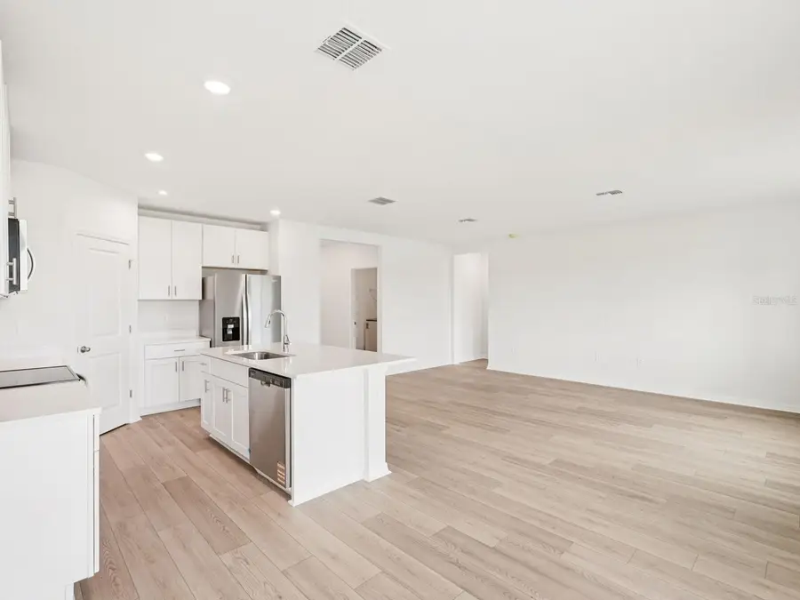 10404 Abundance Grove Way, Parrish, FL 34219 - Image #2