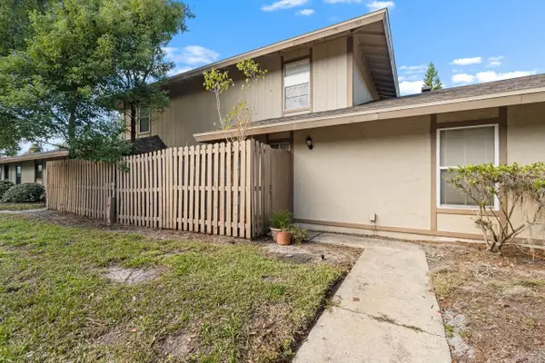 903 Buck Court, BRANDON, FL 33511