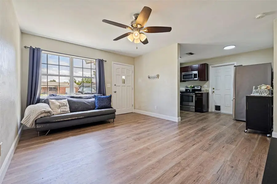 3911 12th Avenue N, Saint Petersburg, FL 33713 - #2