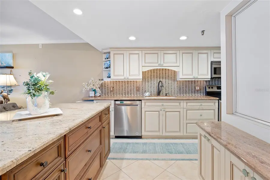 15400 Gulf Boulevard #502, Madeira Beach, FL 33708 - Image #2