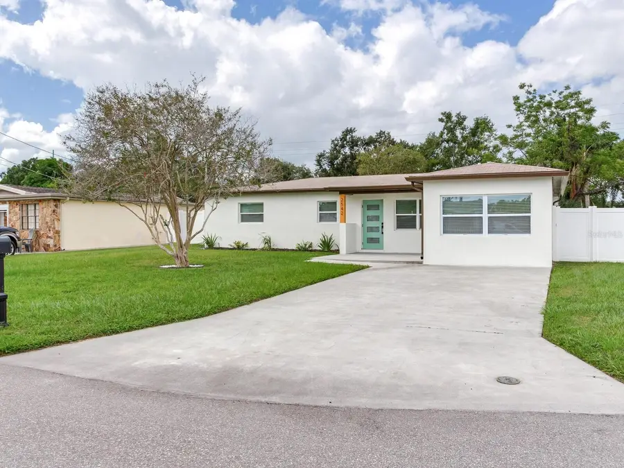 2542 W Knollwood Street, Tampa, FL 33614 - Image #2