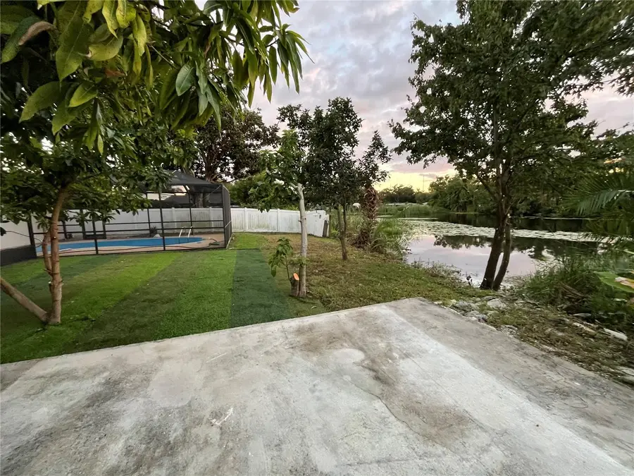 7608 Lakeside Boulevard, Tampa, FL 33614 - Image #3