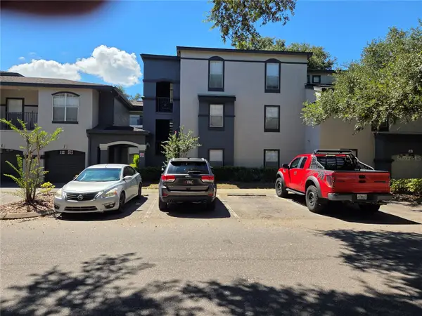 8513 Island Breeze Lane #202, TEMPLE TERRACE, FL 33637