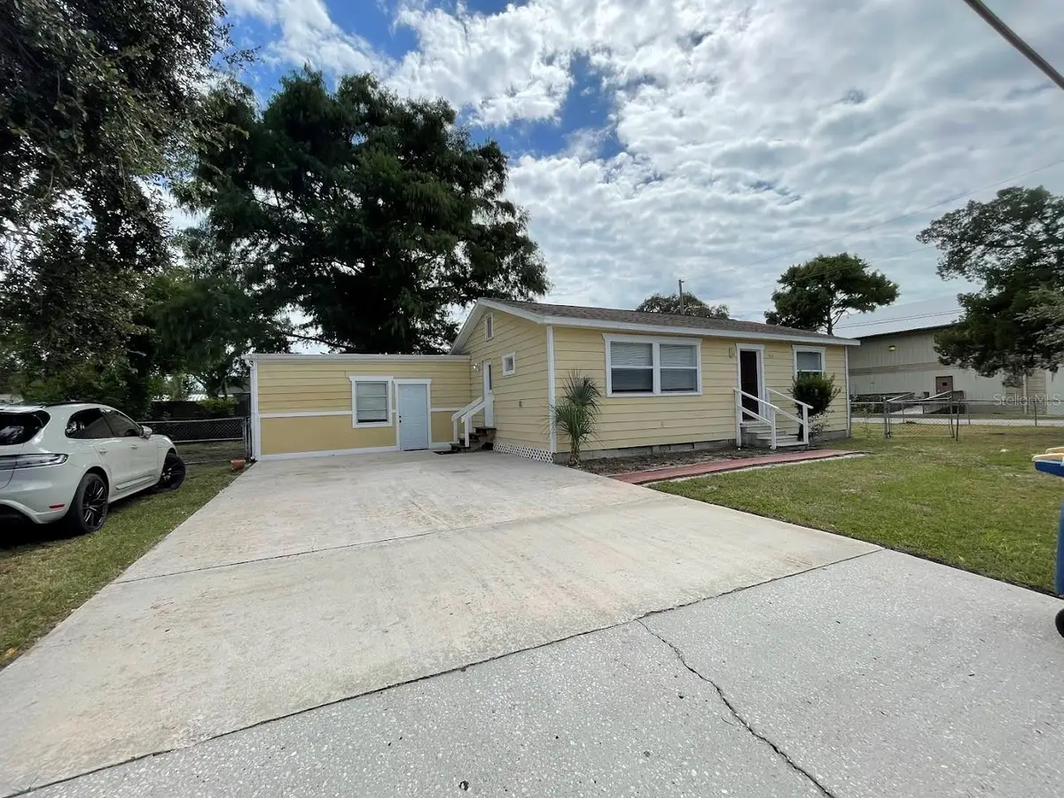 901 Woodlawn Street, Clearwater, FL 33756 - Image #1