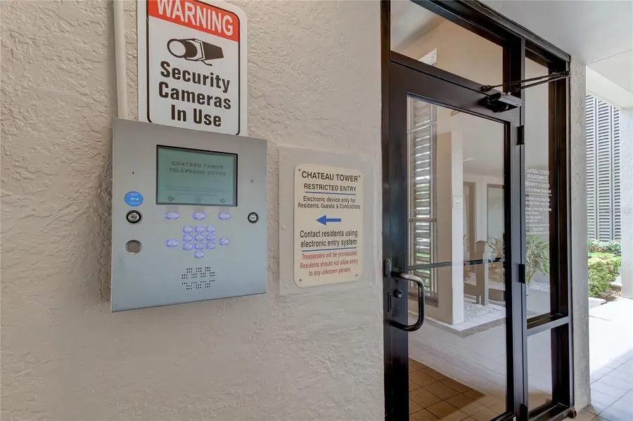 7050 Sunset Drive S #208, South Pasadena, FL 33707 - Image #3