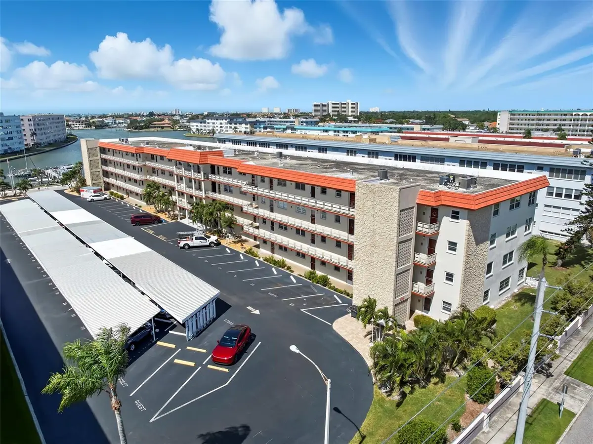 3114 59th Street S #302, Gulfport, FL 33707 - Image #1