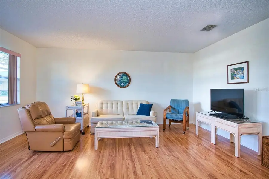 1906 Canterbury Lane #32, Sun City Center, FL 33573 - Image #3