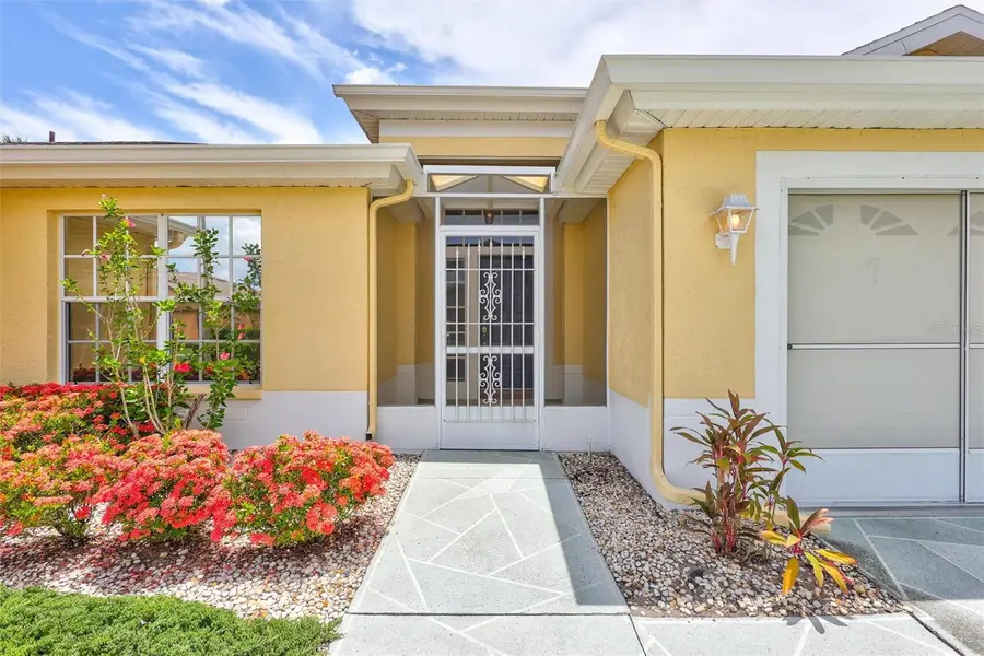 811 Staffordshire, Sun City Center, FL 33573 - Image #3