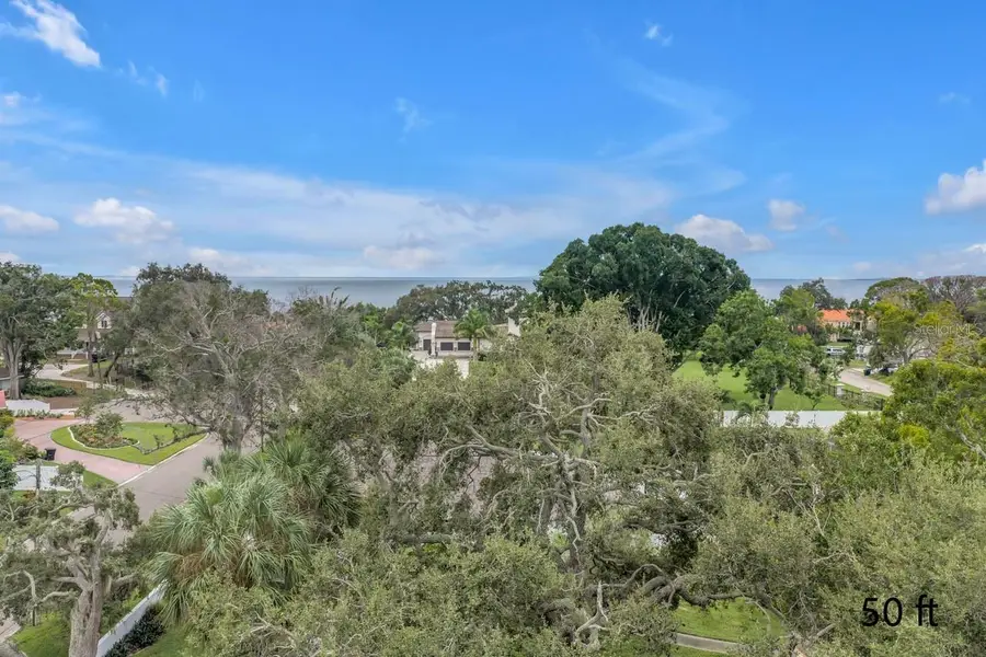 905 Serpentine Drive S, Saint Petersburg, FL 33705 - Image #2