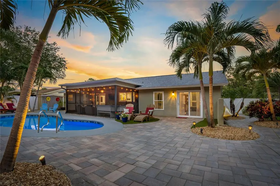 808 Rustic Oaks Drive, Palm Harbor, FL 34684 - Image #2