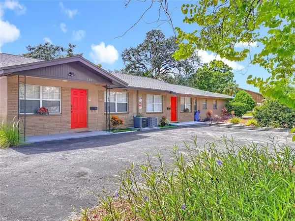 139 NE Jefferson Circle N, ST PETERSBURG, FL 33703