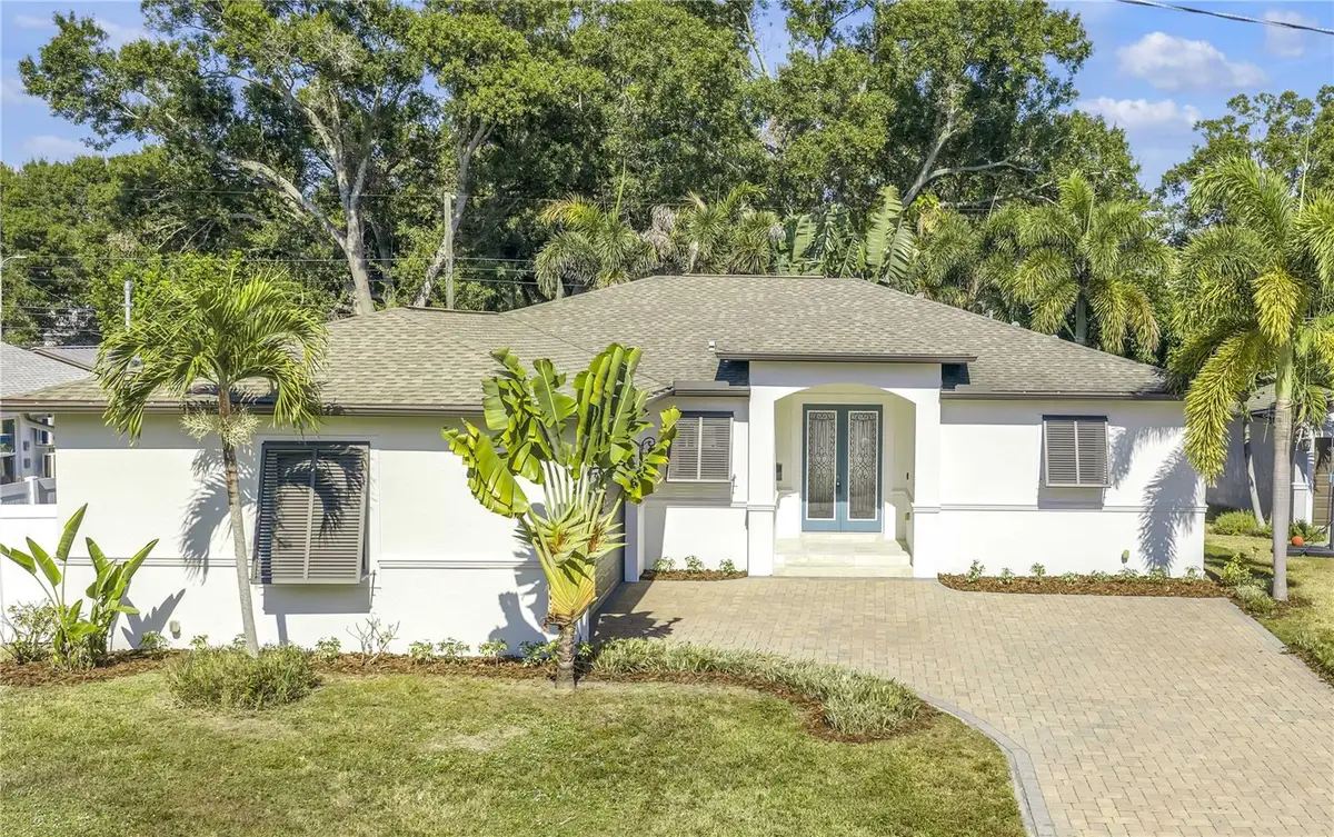 1235 50th Avenue N, Saint Petersburg, FL 33703 - Image #1